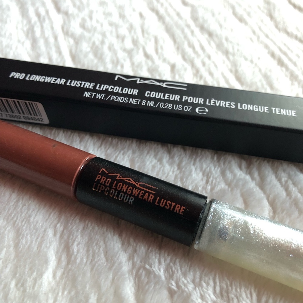 RARE! 100% authentic MAC Pro Longwear Lipcolour